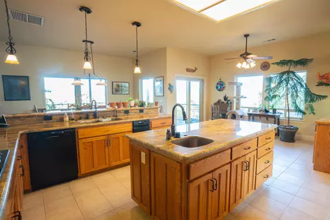 21401 Albatross Way, Redding, CA 96003 photo 12
