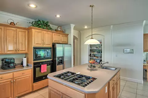 2304 Dream St, Redding, CA 96001 photo 24