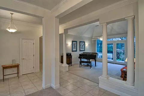 2304 Dream St, Redding, CA 96001 photo 5