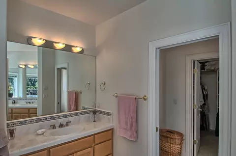 2304 Dream St, Redding, CA 96001 photo 31