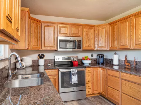 21708 Sacramento Ave, Red Bluff, CA 96080 photo 8