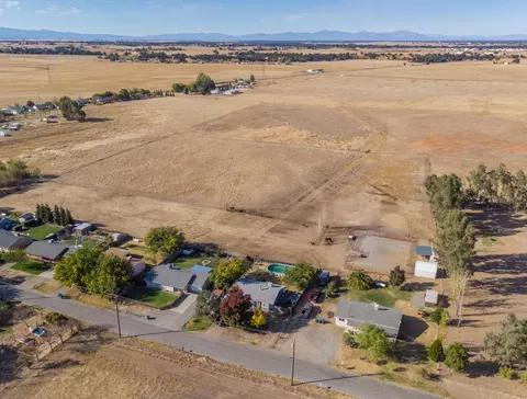 21708 Sacramento Ave, Red Bluff, CA 96080 photo 28