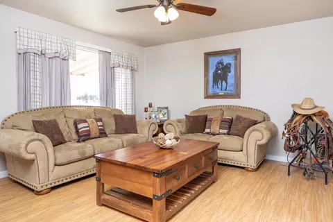 21708 Sacramento Ave, Red Bluff, CA 96080 photo 11