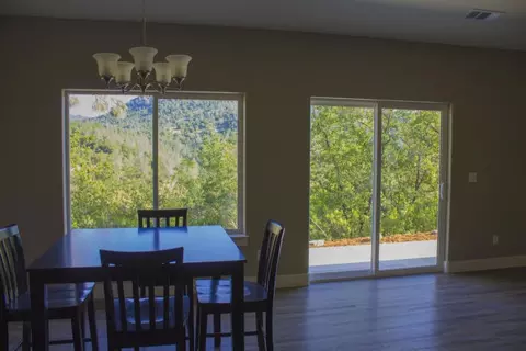 21330 Driftwood Trl, Redding, CA 96003 photo 9