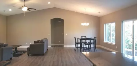 21330 Driftwood Trl, Redding, CA 96003 photo 8