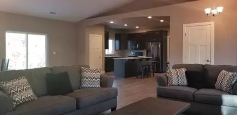 21330 Driftwood Trl, Redding, CA 96003 photo 2