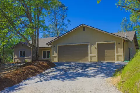 21330 Driftwood Trl, Redding, CA 96003 photo 1