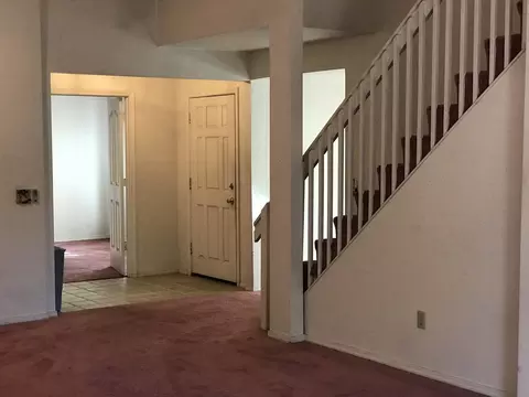 698 Cream Bush Way, Redding, CA 96003 photo 2