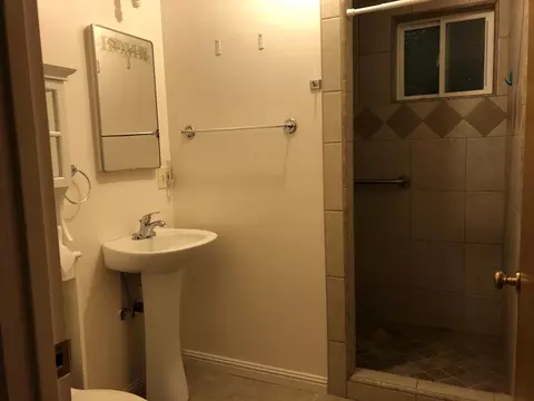 1431 Oakdale Ln, Redding, CA 96002 photo 5