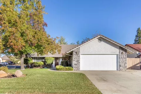 2202 Candlewood Dr, Redding, CA 96003 photo 1