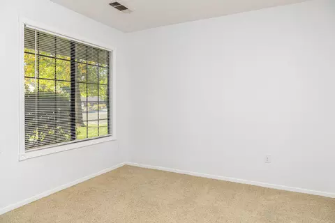 2202 Candlewood Dr, Redding, CA 96003 photo 25