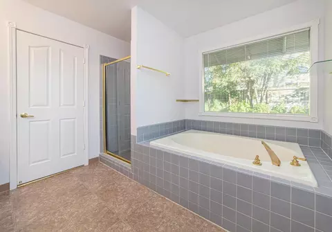 2202 Candlewood Dr, Redding, CA 96003 photo 20