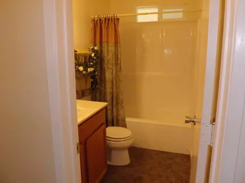 1725 Roanoke Ave, Redding, CA 96001 photo 11