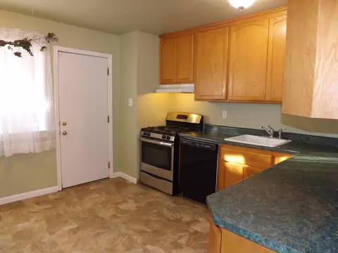 1725 Roanoke Ave, Redding, CA 96001 photo 19