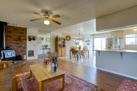 9057 Stillwater Rd, Redding, CA 96002 photo 11