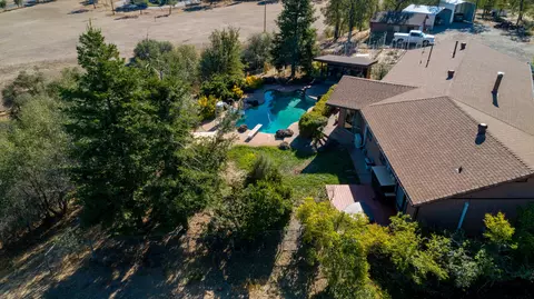 9057 Stillwater Rd, Redding, CA 96002 photo 1