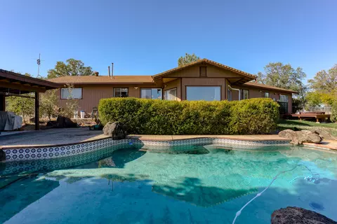 9057 Stillwater Rd, Redding, CA 96002 photo 5