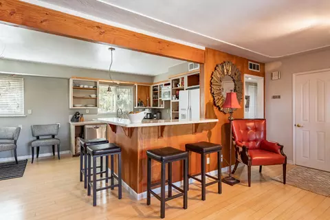 1195 Magnolia Ave, Redding, CA 96001 photo 6