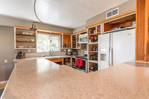 1195 Magnolia Ave, Redding, CA 96001 photo 7