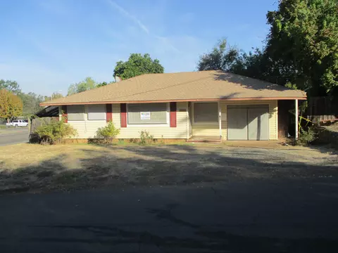 1001 2nd St, Redding, CA 96002 photo 1
