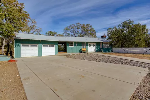 9562 Ink Dr, Redding, CA 96003 photo 5