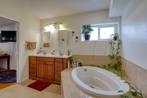 9562 Ink Dr, Redding, CA 96003 photo 39