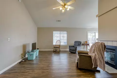 1177 Cobble Creek Ct, Redding, CA 96003 photo 4