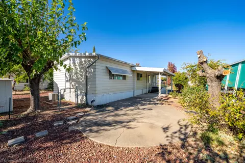 4533 White River Dr, Redding, CA 96003 photo 24