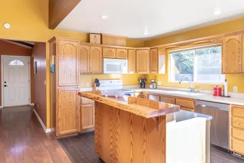 145 Gurnsey Ave, Red Bluff, CA 96080 photo 20