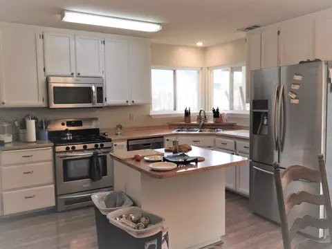 2922 Cobblestone Loop, Anderson, CA 96007 photo 4
