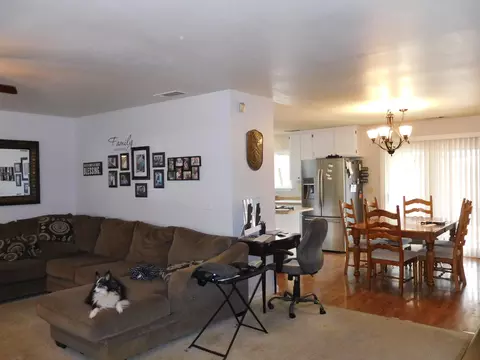 2922 Cobblestone Loop, Anderson, CA 96007 photo 3