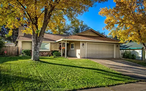 1745 Marlene Ave, Redding, CA 96002 photo 2