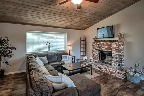 1745 Marlene Ave, Redding, CA 96002 photo 6