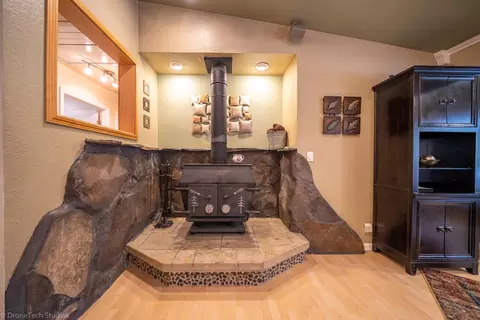 1553 Arroyo Mnr, Redding, CA 96003 photo 5