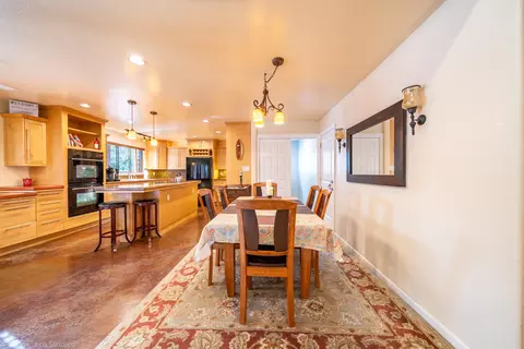 1553 Arroyo Mnr, Redding, CA 96003 photo 6