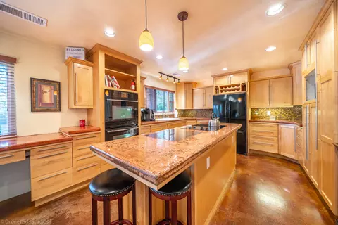 1553 Arroyo Mnr, Redding, CA 96003 photo 10