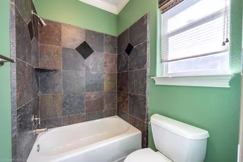 4882 St Charles Dr, Redding, CA 96002 photo 28