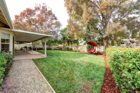 2572 Castlewood Dr, Redding, CA 96002 photo 27