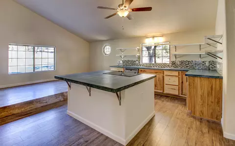 8924 Chaparral Dr, Redding, CA 96001 photo 7
