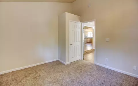 8924 Chaparral Dr, Redding, CA 96001 photo 31