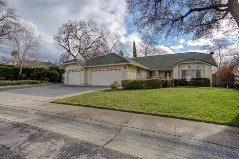 3828 Eagle Pkwy, Redding, CA 96001 photo 1