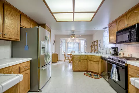 3828 Eagle Pkwy, Redding, CA 96001 photo 7