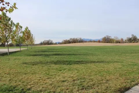 808 Mission De Oro Dr, Redding, CA 96003 photo 6