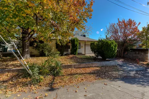 2463 Ramona Pl, Redding, CA 96002 photo 15