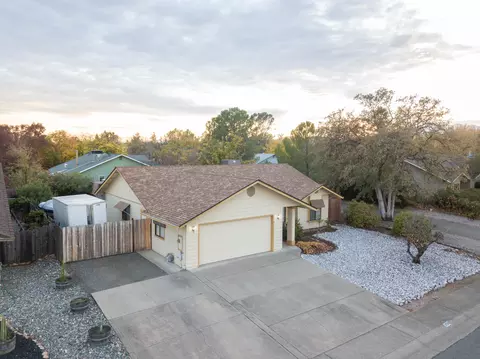3599 Magnums Way, Redding, CA 96003 photo 3