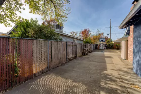 6714 El Camino Dr, Redding, CA 96001 photo 17