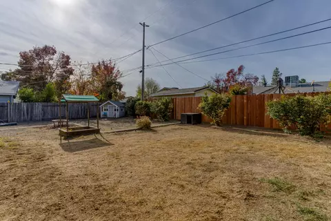 6714 El Camino Dr, Redding, CA 96001 photo 21