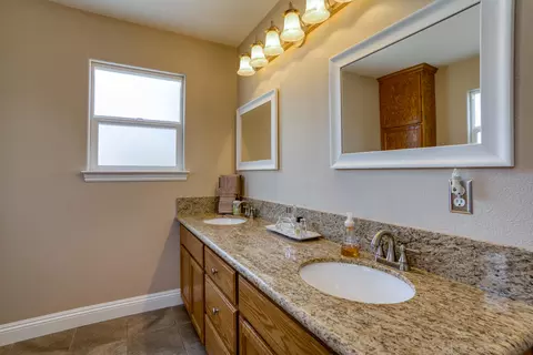 7350 Quiet Dr, Anderson, CA 96007 photo 15