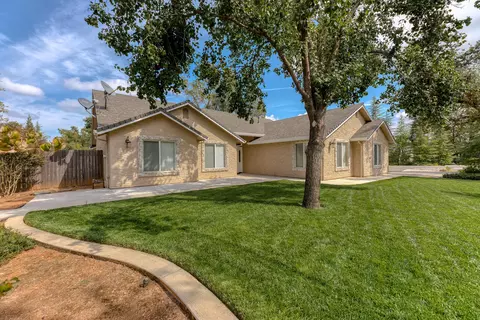 7350 Quiet Dr, Anderson, CA 96007 photo 1