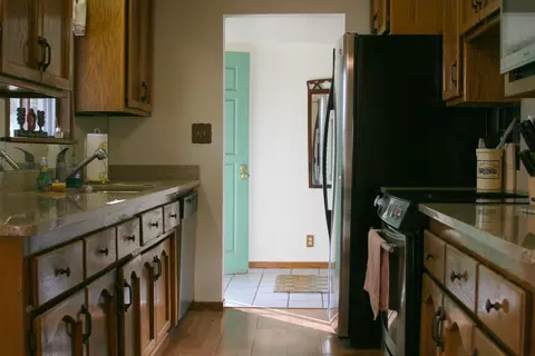 19530 Medo Vale Ln, Redding, CA 96002 photo 11